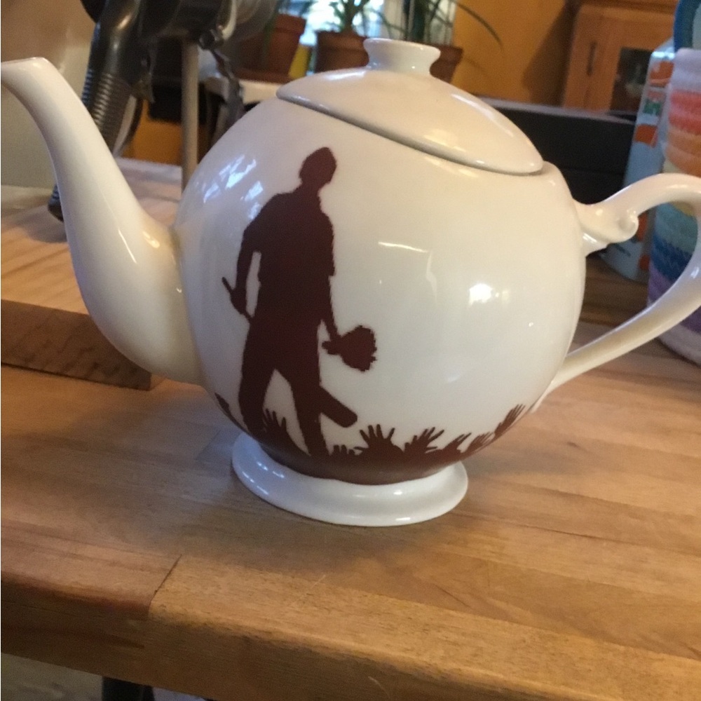 Shaun of the Dead teapot